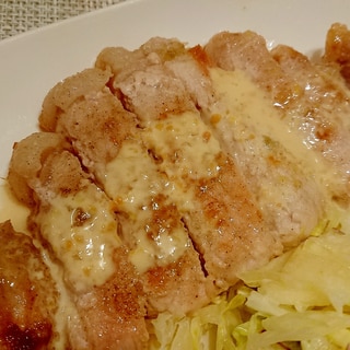 豚肉の生姜にんにくソテー＊みそマヨソースがけ